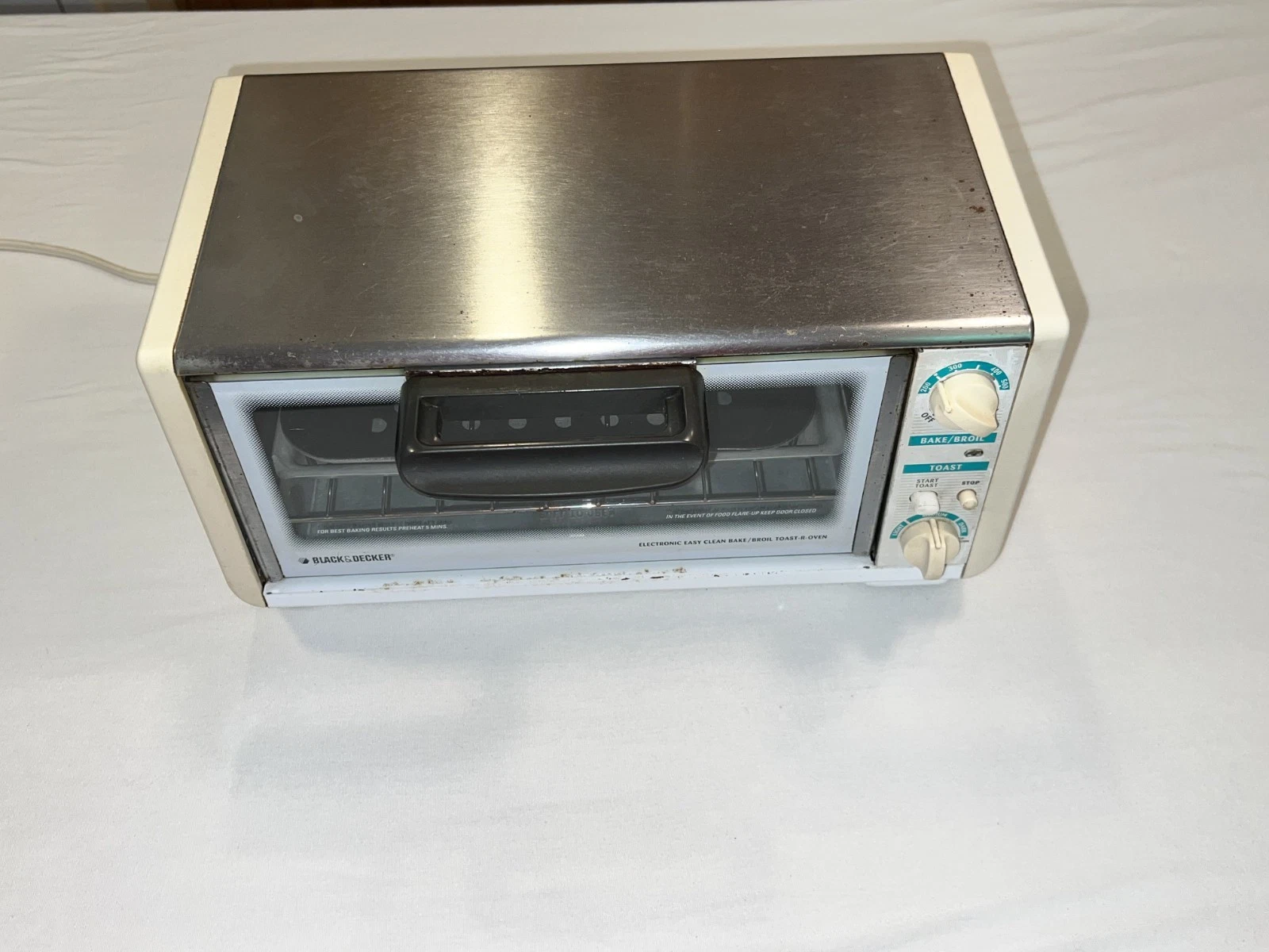 Black & Decker Toast-R-Oven Under Cabinet Toaster Spacemaker White Vtg Tested
Opens in a new window