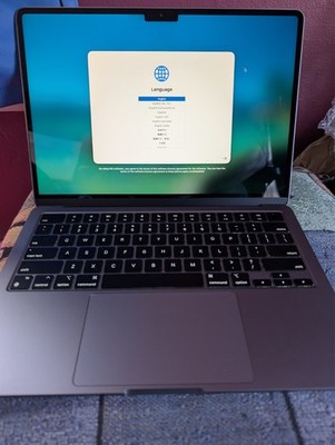 Apple MacBook Air Space Gray 13'' Retina Display 512GB SSD 24GB RAM M2 Processor