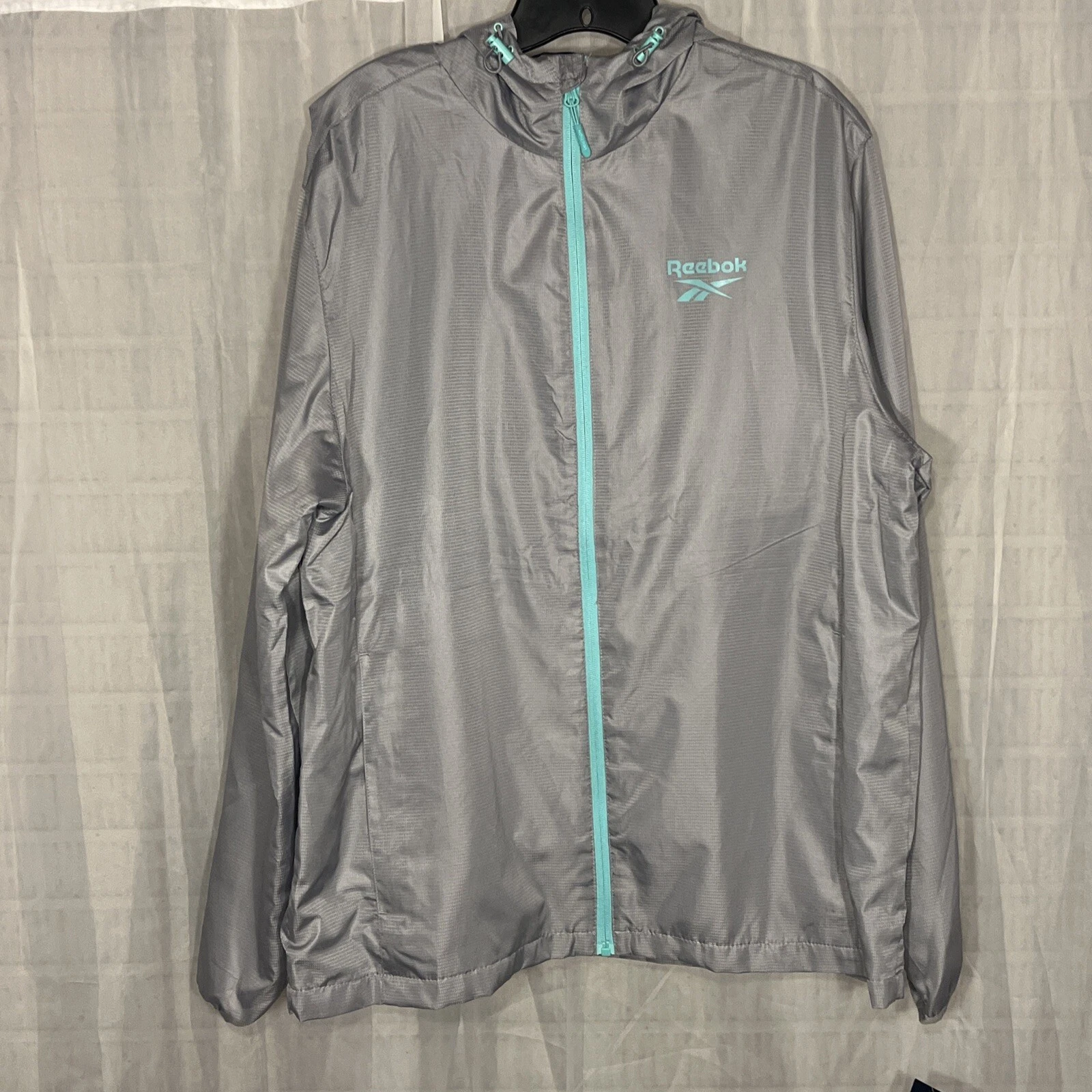 Reebok Windbreaker Hoodie Jacket Mens Size L Gray Thermal Lined Packable