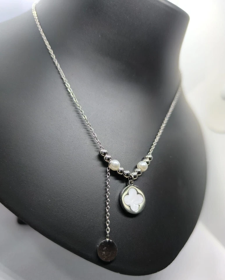 Regalo Madre Madre Trébol Redondo Forma Madreperla Colgante Collar Titanio Todavía Foto 3 de 4