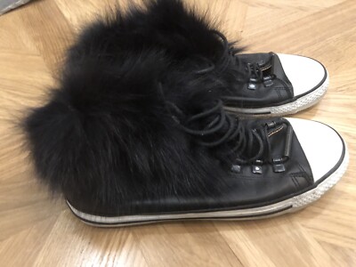 Baskets Noires En Fourrure DioNiso Pointure 41 Femme - Occasion, Style Original Et Confortable