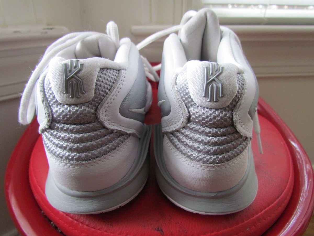 NIKE KYRIE INFINITY TB WOLF GRAY WHITE MEN