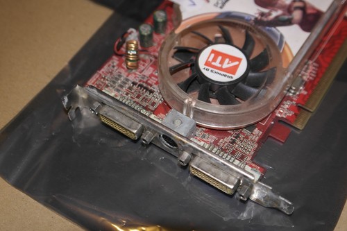 ATI Radeon x1600 pro 256 MB PCI-w dual DVI s-video graphics card - Picture 4 of 6