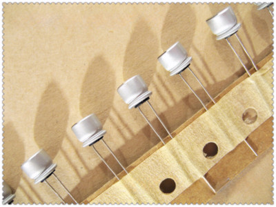NIPPON CHEMICON ARI Series 100uF/10V Electrolytic Capacitor for Audio 10V/100uF