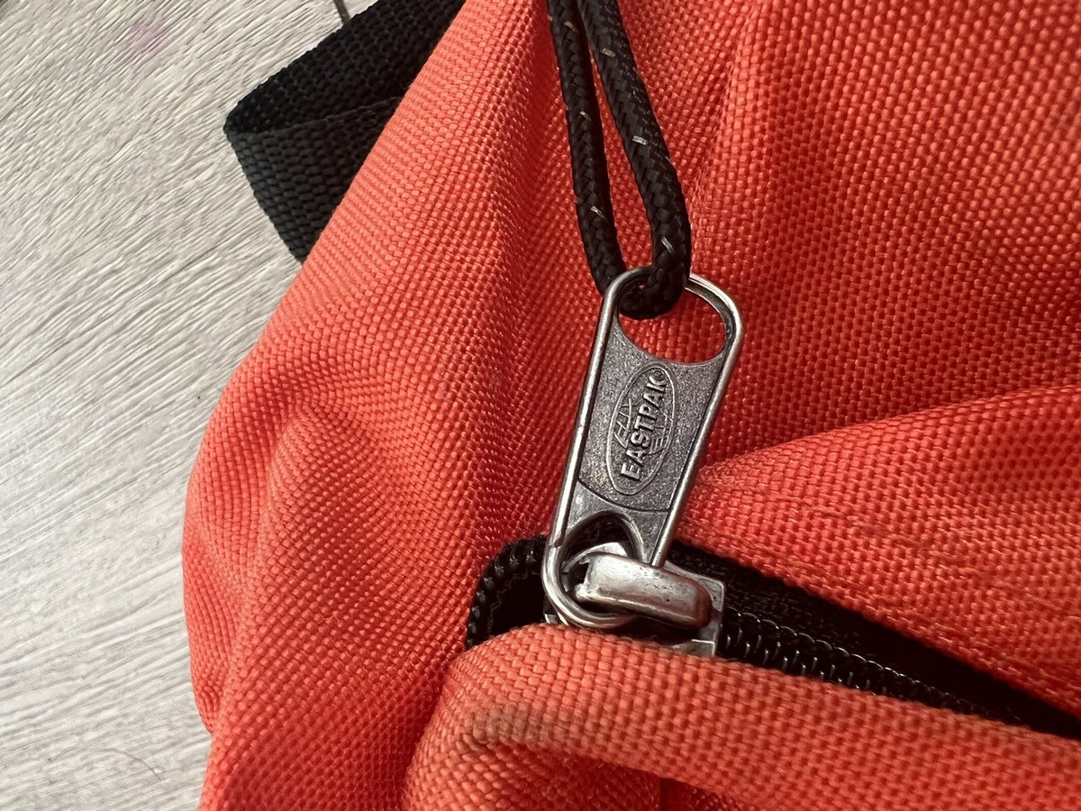 1990前後 Used EASTPAK オレンジカラー　US製 Vintage Eastpak Backpack Made In USA Orange 90s Rare See