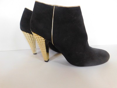 shoedazzle suede boots