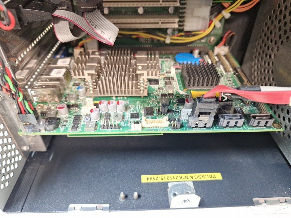 PC De Bureau IPO TECHNOLOGIES - Carte Mère Avec Slots ISA (x3) + PCI - I5 2400, 4Go RAM, 250Go HDD