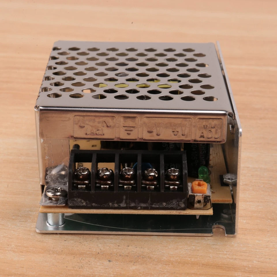 AC 100V~240V to DC 12V 3A 36W Voltage Transformer Led Strip Supply B6X46562 - Image 2 of 3