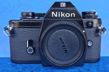 Nikon EM nu.  Très bon état.