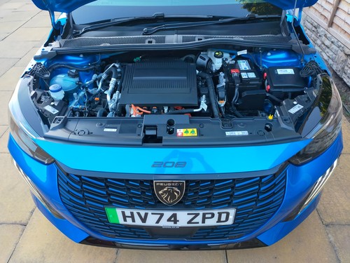 2024 (74 reg) Peugeot E-208 51 kWh GT 5dr Auto (7.4kW Charger) - Picture 8 of 24