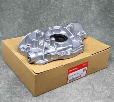 Honda D-SERIES D16V1 CIVIC FRV Stream EP2 15100-PLE-005 Pump OEM Genuine