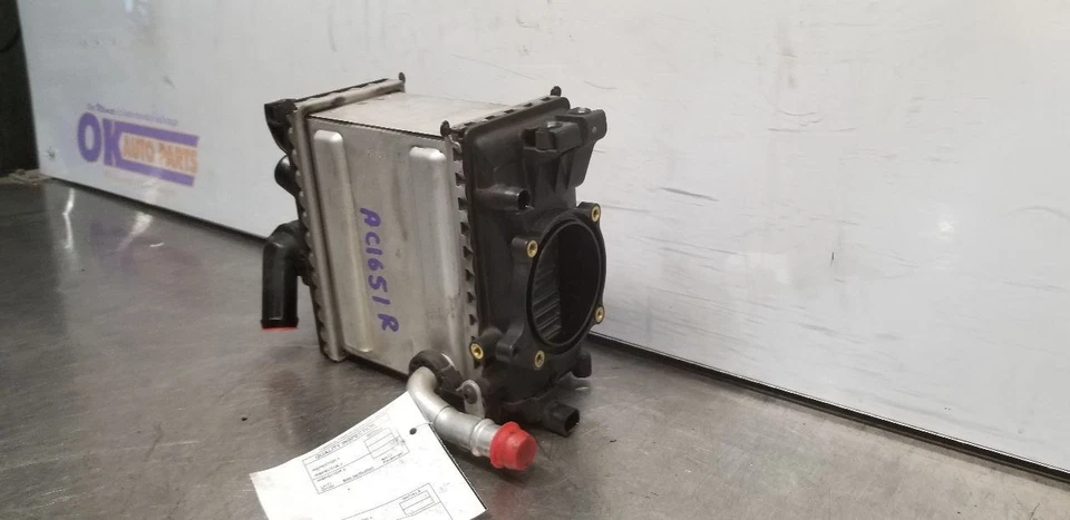 16 MERCEDES BENZ AMG C63S W205 4.0L INTERCOOLER RIGHT PASSENGER 1770900614 - Image 4 of 4