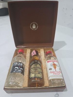 Intercontinental New York Vtg miniature alcohol set Finlandia Chivas & Beefeater