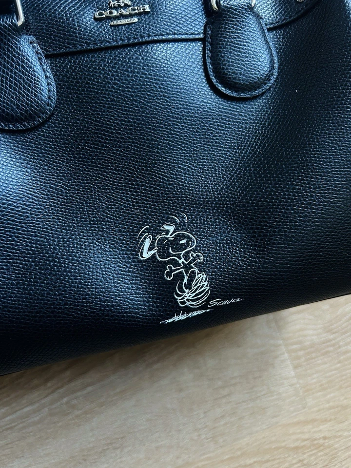 Coach x Peanuts Collab Snoopy Purse Leather Black Shoulder Strap Limited Edition - Image 3 of 4