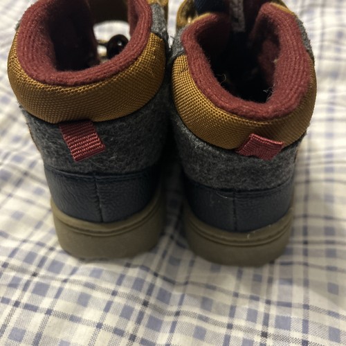 Carter's Boys Freddie Duck Boot Tan/Navy Infant Size 6m NEW - Picture 4 of 6