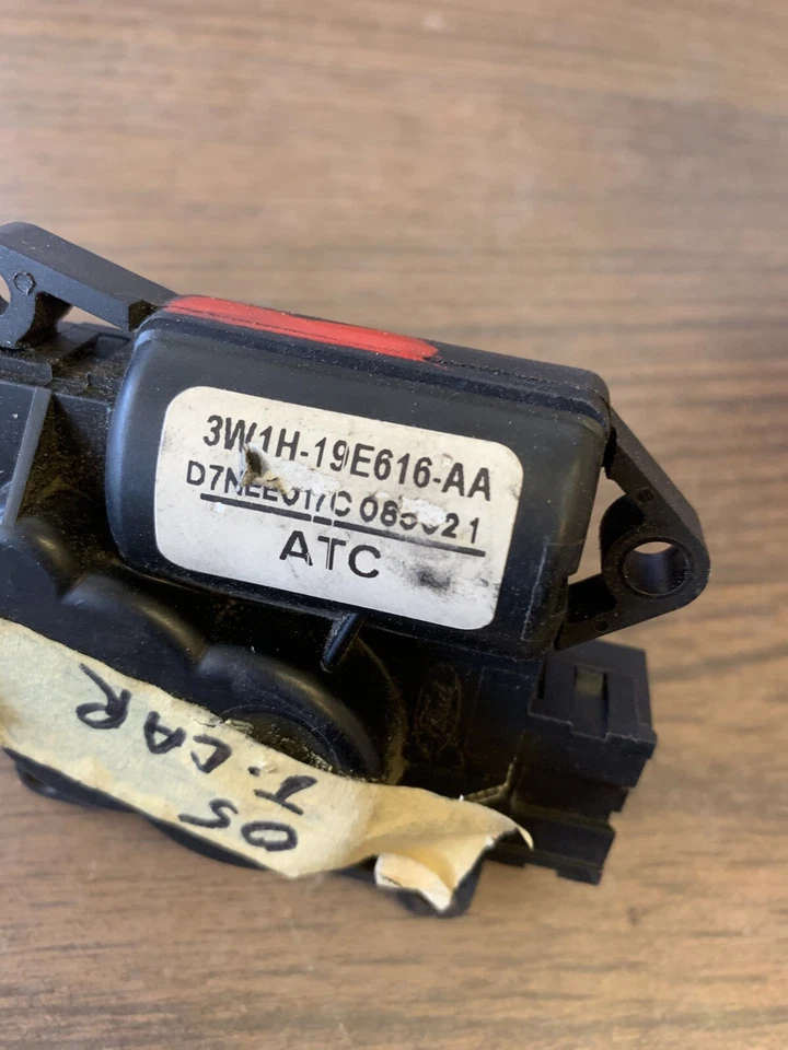 03 04 05 06 07 08 09 Lincoln Town atuador de controle de aquecedor CA para carro 3W1H-19E616-AA - Imagem 2 de 4
