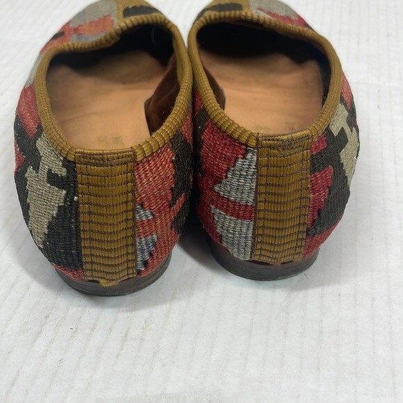 The Nomadic Collection wool upper flats size 6 6.5 - image 4