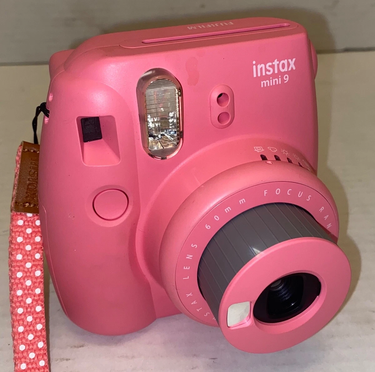 Pink Polaroid Instax Mini 9 Instant Film Camera Flamingo pink carry strap  rare