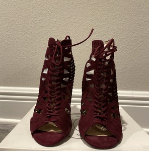 maroon heels