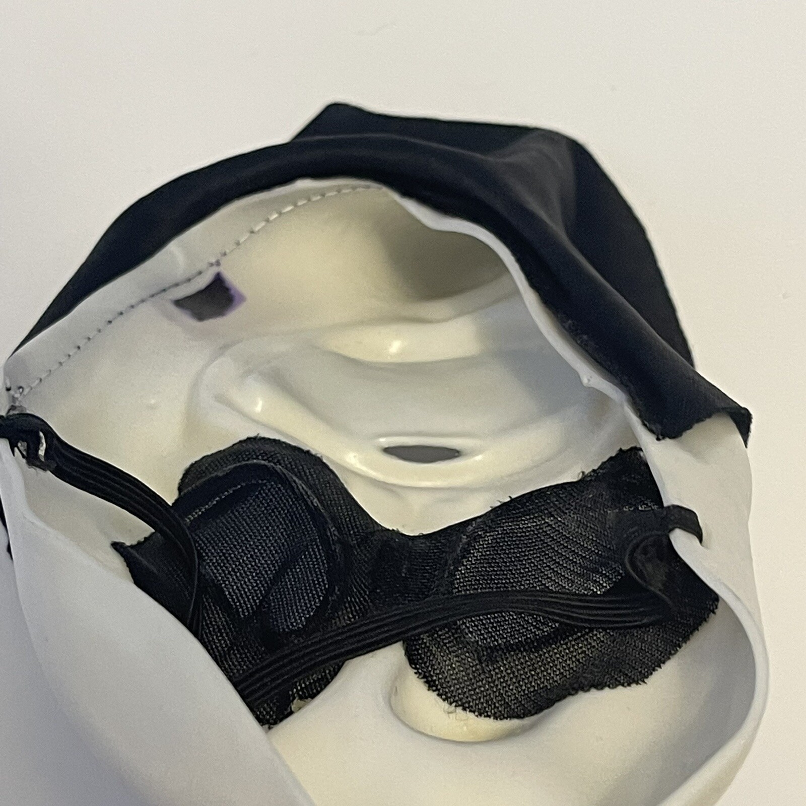 GhostFace Smiley Halloween Mask Scary Movie Screa… - image 4