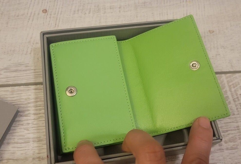 NWT BALENCIAGA Mini Logo Leather Wallet Light Green | eBay