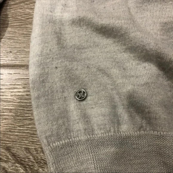Lululemon Gray Pullover Rising Salutation Knit Sw… - image 8