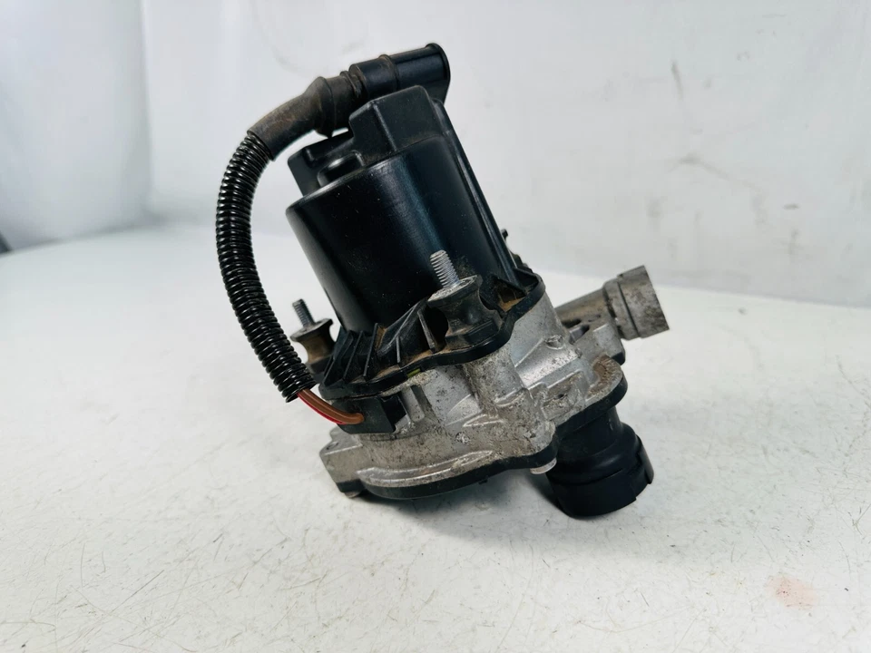 2015-2017 AUDI S4 S5 S8 3.0L 4.0L SECONDARY AIR PUMP 079959231C - Image 3 of 4