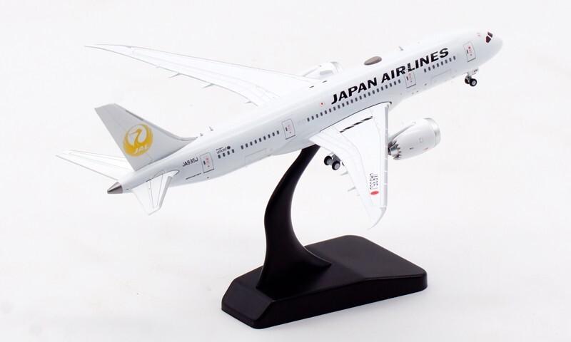 JC Wings 1:400 JALボーイングB787-8 JA835J 1:400 JC Wings Japan Airlines JAL B787-8 Diecast Models