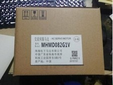 One Panasonic MHMD082G1V Servo Motor New In Box Expedited Shipping