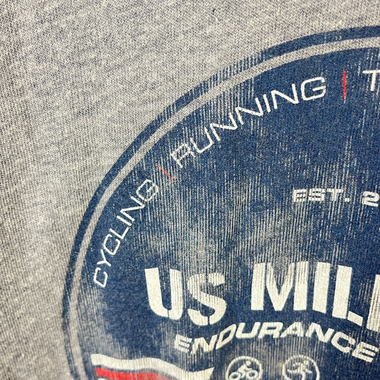 US Military Endurance Sports Long Sleeve Tshirt Mens L Tall Boeing Triathlon