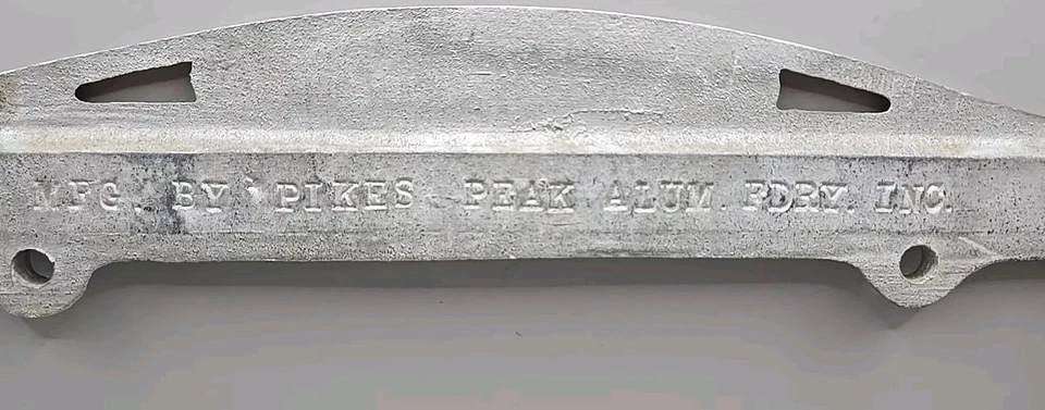 Marco de matrícula de aluminio vintage Denver Mile High City Pikes Peak Foundry Foto 3 de 3