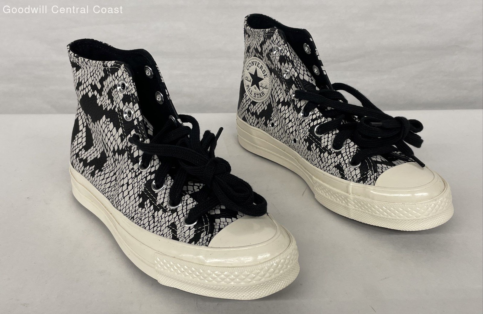 Converse Women's 'Digital Daze Python Print' Chuc… - image 1