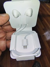 Apple Earpods  3.5mm Adapter OEM Earbuds iPhone lightning connection BRAND NEW