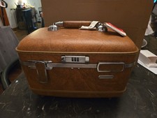 Vtg AMERICAN TOURISTER Brown TRAVEL LUGGAGE COSMETIC Case RARE Combination Lock