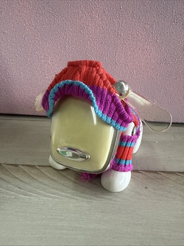 iDog Hasbro Robotic Music Interactive Dog Speaker Rare color w clothes, no cord