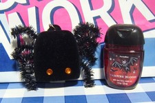 BATH  BODY WORKS Halloween Spider Pocketbac Holder Keychain New 22/8557 