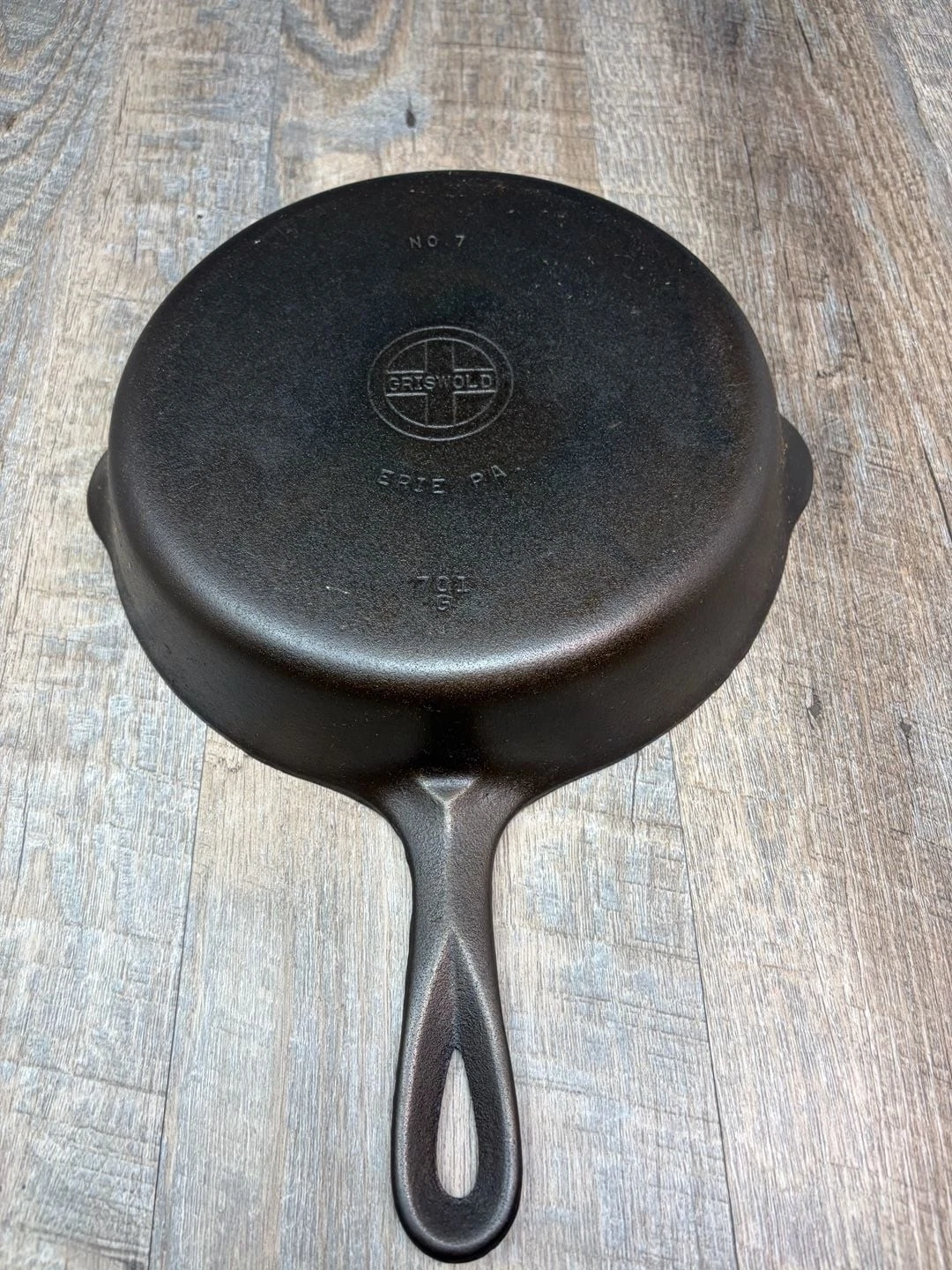 VTG Griswold No.7 Cast Iron Skillet Frying Pan Erie PA Small Block Logo 701G EUC
Opens in a new wind