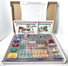 Elenco Snap Circuits SC-300 Electronics Kit OPEN BOX Toy 300++ Projects