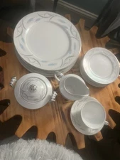 Vintage Valmont China Royal Wheat 31 Piece Set Japan