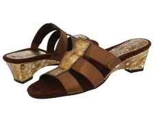 Helle Comfort Yima Bronze Patent Sandals Shoes 40 9.5