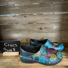 Womens Crocs Neria Pro II Multicolor Medallion Work Comfort Clogs Shoes Size 8 M