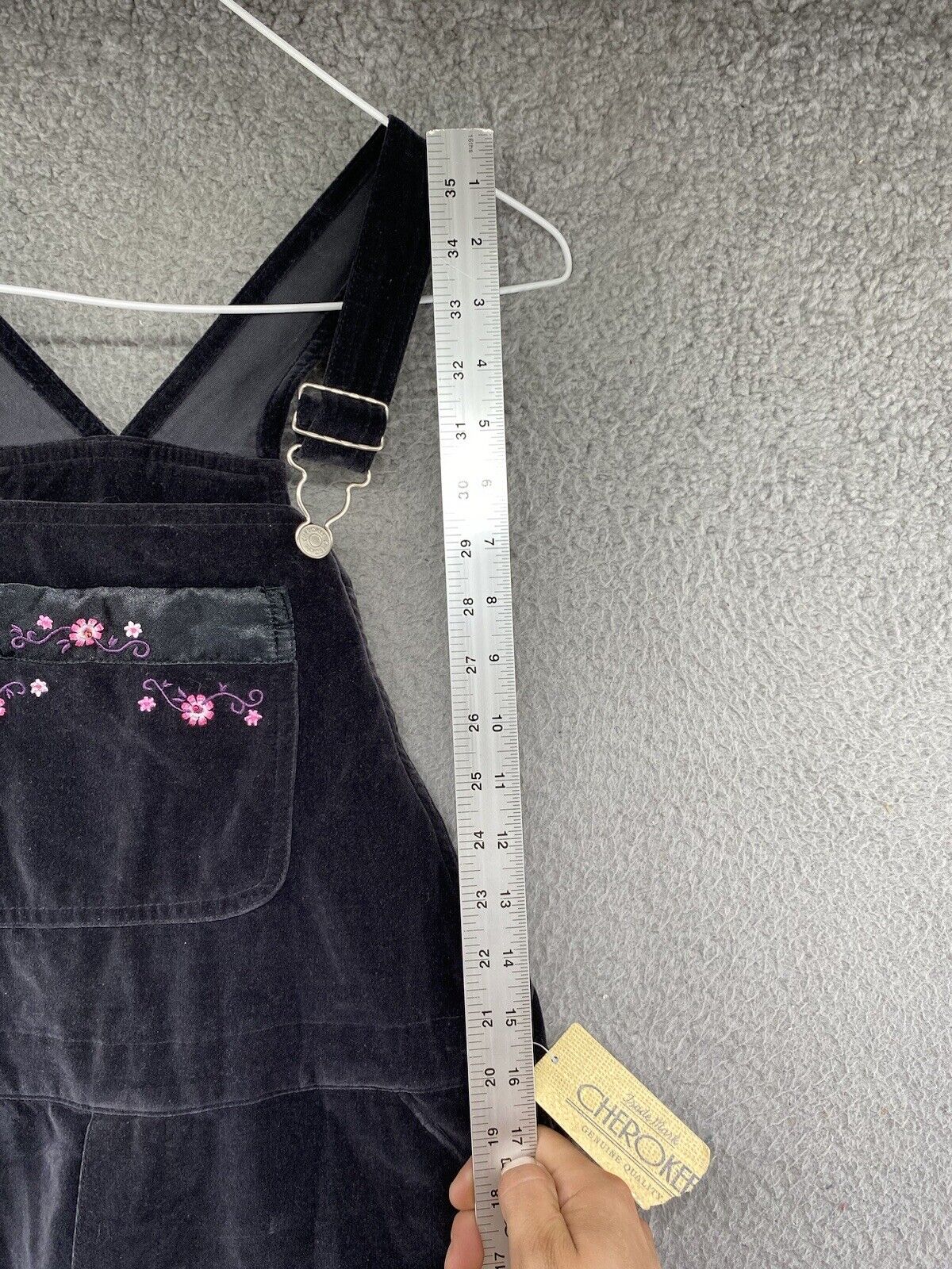 Picture 11 of 15