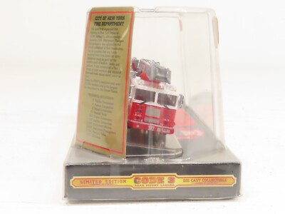 CODE3 Fire Department NY 1/64 ミニカー Code 3 FDNY Fire Engine 174 Rear Mount Ladder Limited