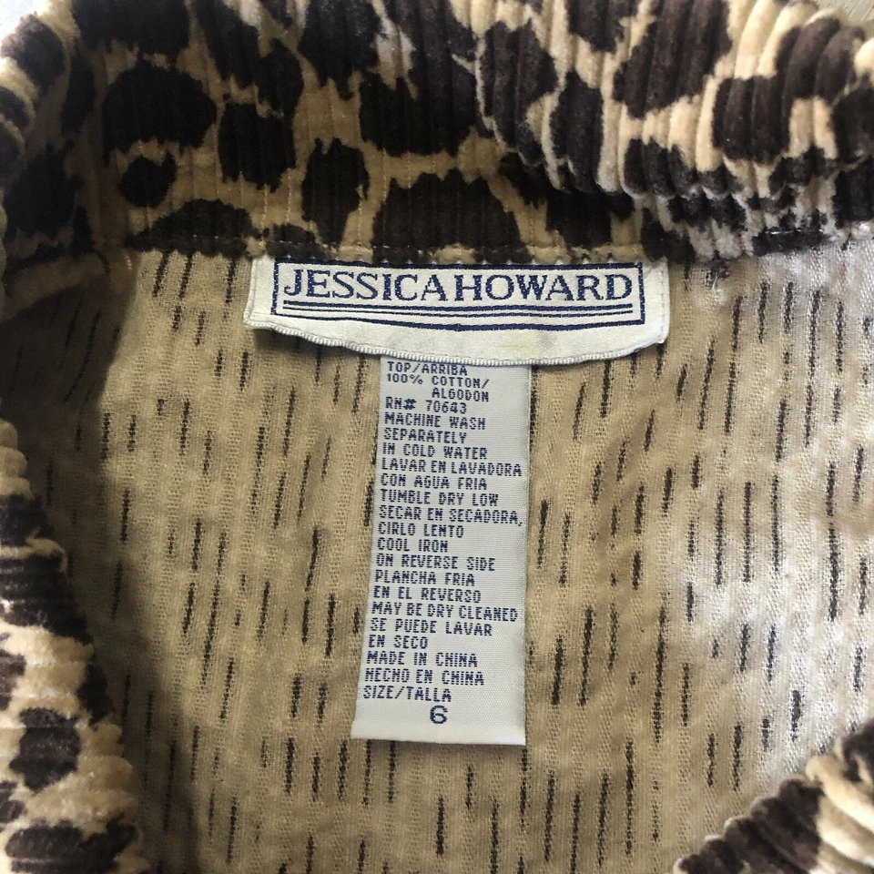 Top de pana para mujer manga larga estampado animal. Jessica Howard talla 6,100 % algodón Foto 4 de 4