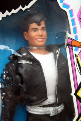 RARE VINTAGE 1990 NEW KIDS ON THE BLOCK JORDAN DOLL + TAPE NKOTB