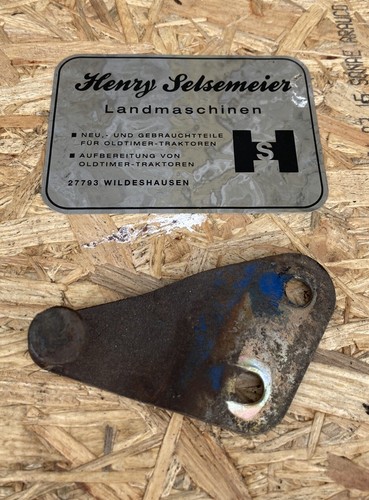 FORD Traktor Verriegelung für Motorhaube Schlepper Haube 2000 3000 3055 4000 500