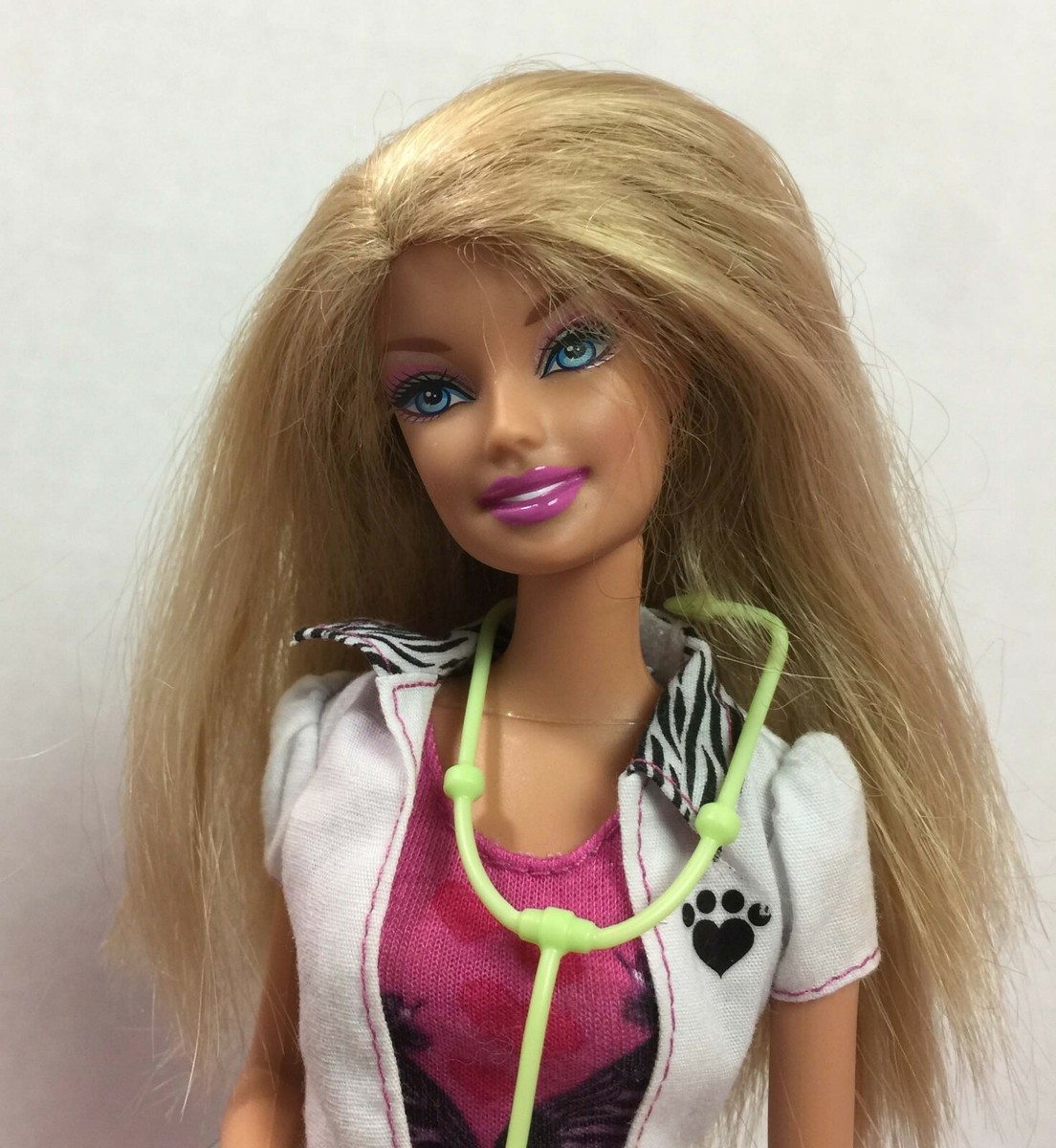 Barbie Zoo Doctor Playset Near Complete Vet Career Includes Barbie
