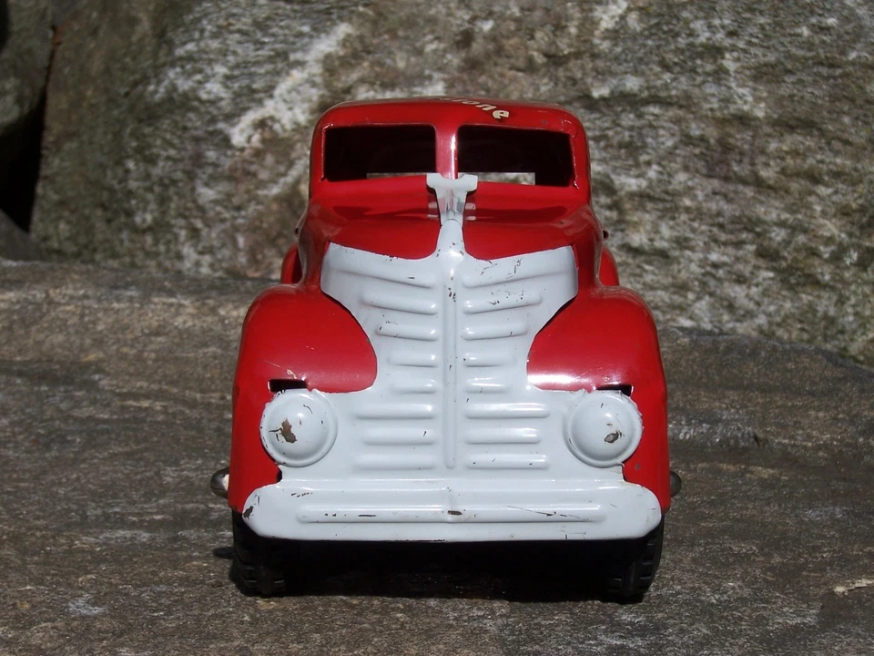 Vintage Marx Pressed Steel Firestone Pickup Truck Rare Good Original Condition - Image 4 of 4
