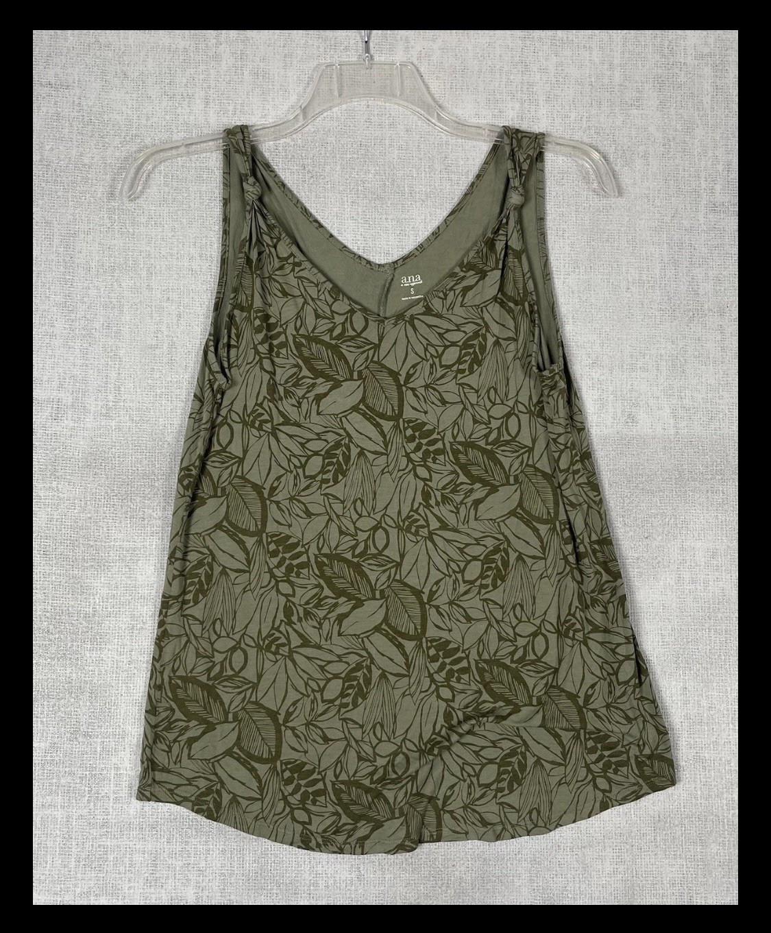 Tank Top Small a.n.a A New Approach Green Leaf Print Sleeveless V-Neck-image