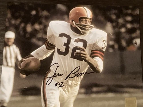 Jim Brown Autographed “Browns” Signed 8x10 Photo .HOF. W/COA